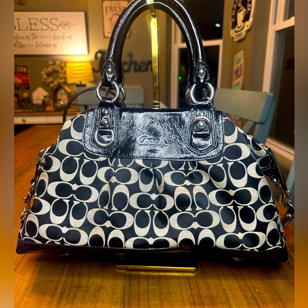 Coach Ashley Signature Caryall Black Grey **Gently Used